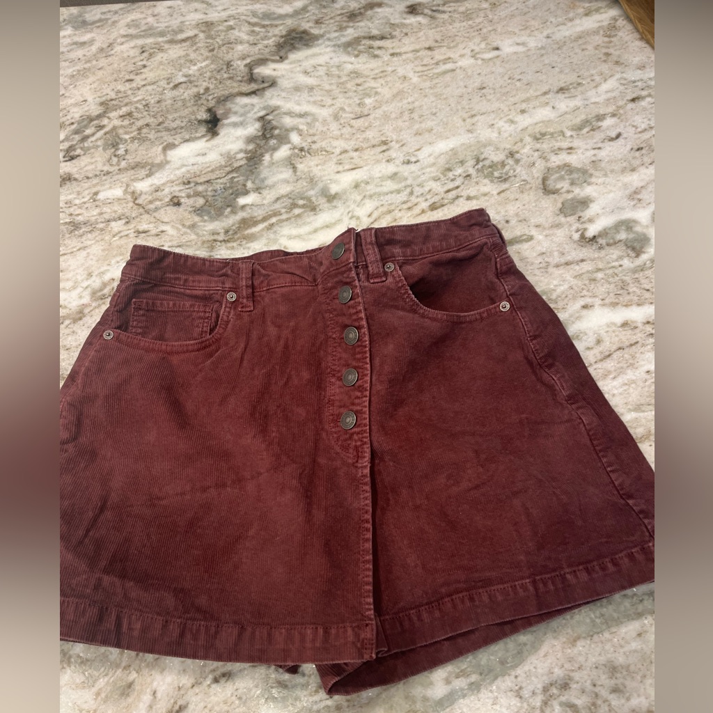 American Eagle Mom Skort Women 12 Wine Red Corduroy